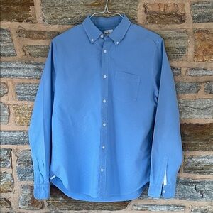 GAP Men's Sky Blue Casual Button-Down Shirt